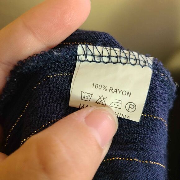 LF Three Days High Low Top - Picture 8 of 8